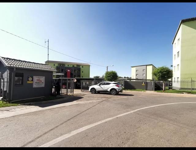 2 BEDROOM APARTMENT FOR SALE IN FLEURHOF